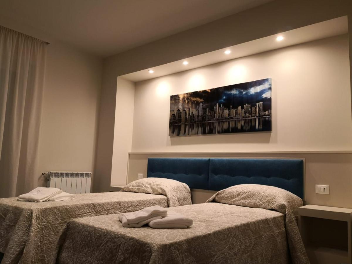 Scm House Hotell Mascali Eksteriør bilde