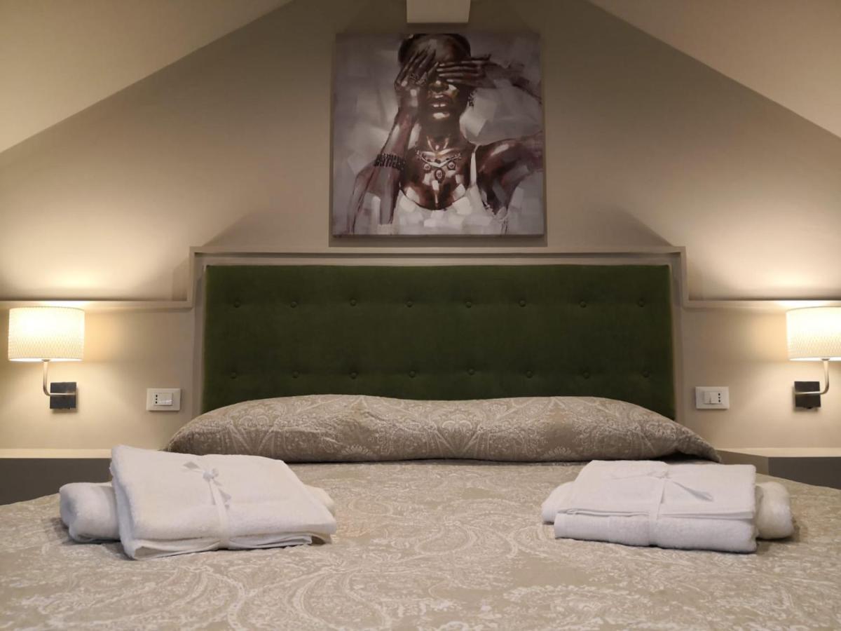 Scm House Hotell Mascali Eksteriør bilde